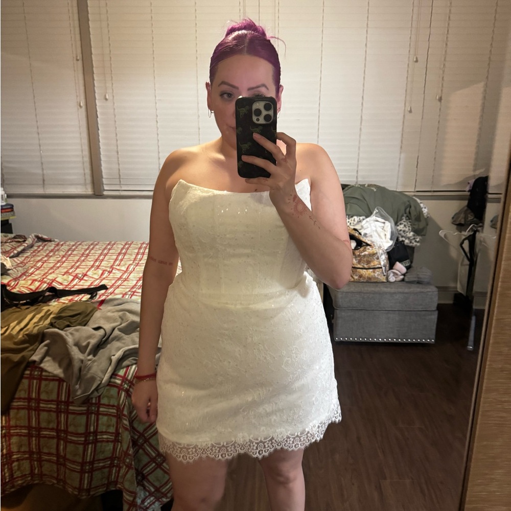 Elegant Off White Strapless Dress